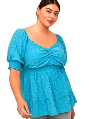 Torrid Eyelet Smocked Waist and Sleeve Sweetheart Top Turquoise Size 2 2X